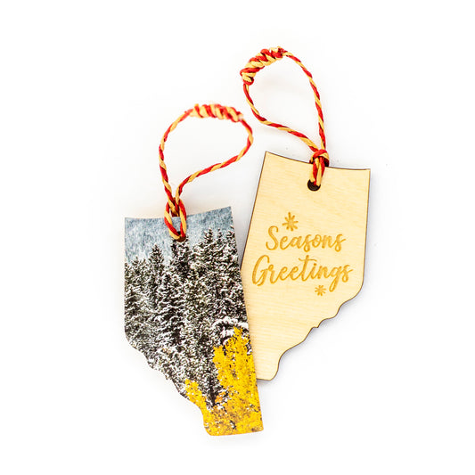 Adorno navideño de madera de Alberta Saludos de las estaciones Álamos temblones nevados