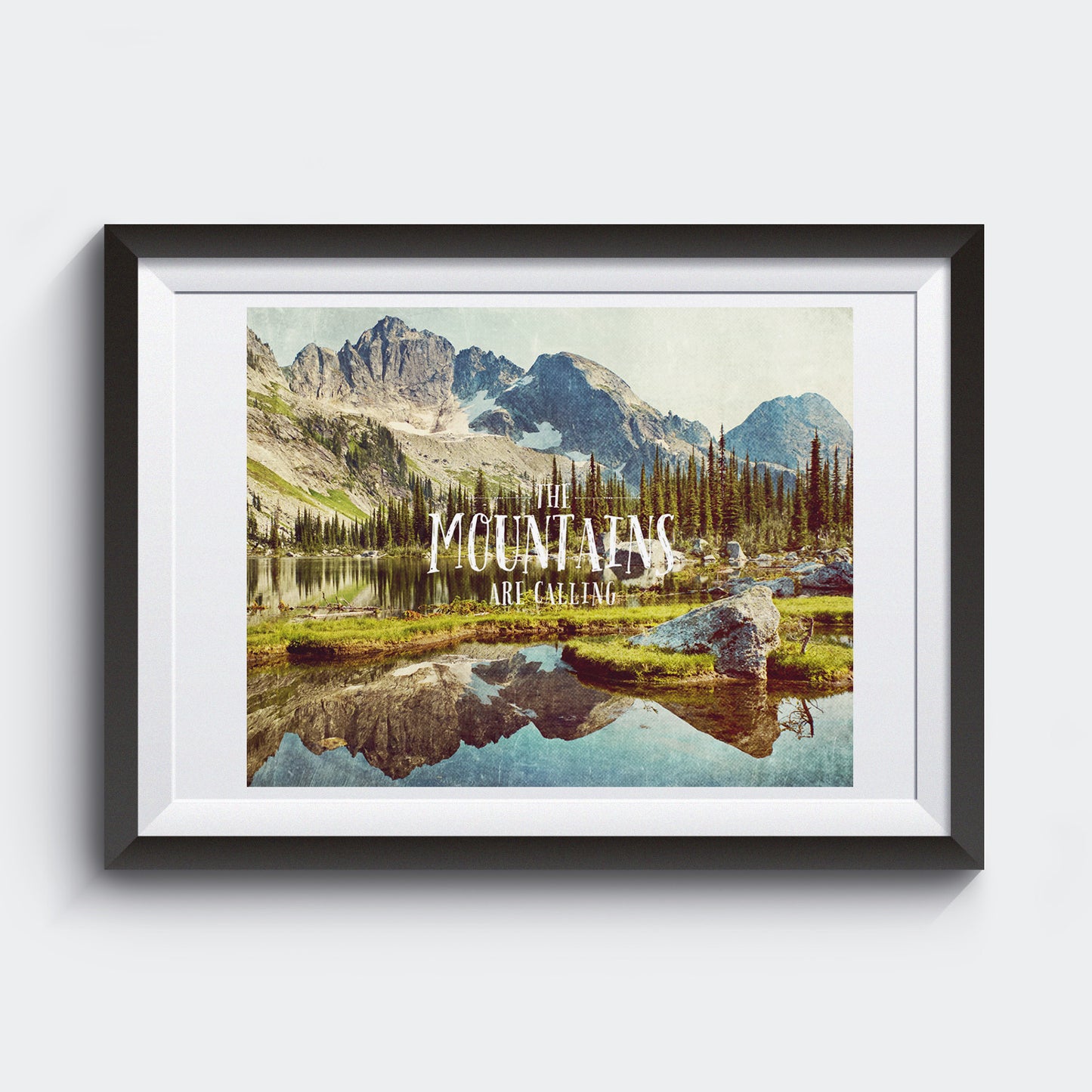 Las montañas están llamando<br> Parque Provincial Valhalla A.C.<br> Impresión de bellas artes de archivo de lanzamiento limitado